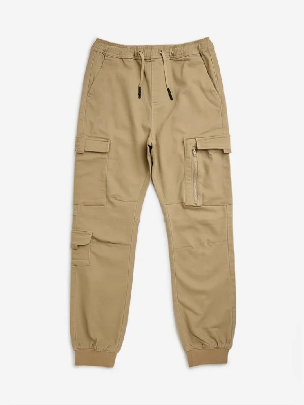 Dry - clean only polo shirt in luxurious silk blendY&F Kids Brown Cargo-Style Mid-Rise Joggers Dry - clean only polo shirt in luxurious silk blendY&F Kids Brown Cargo-Style Mid-Rise Joggers